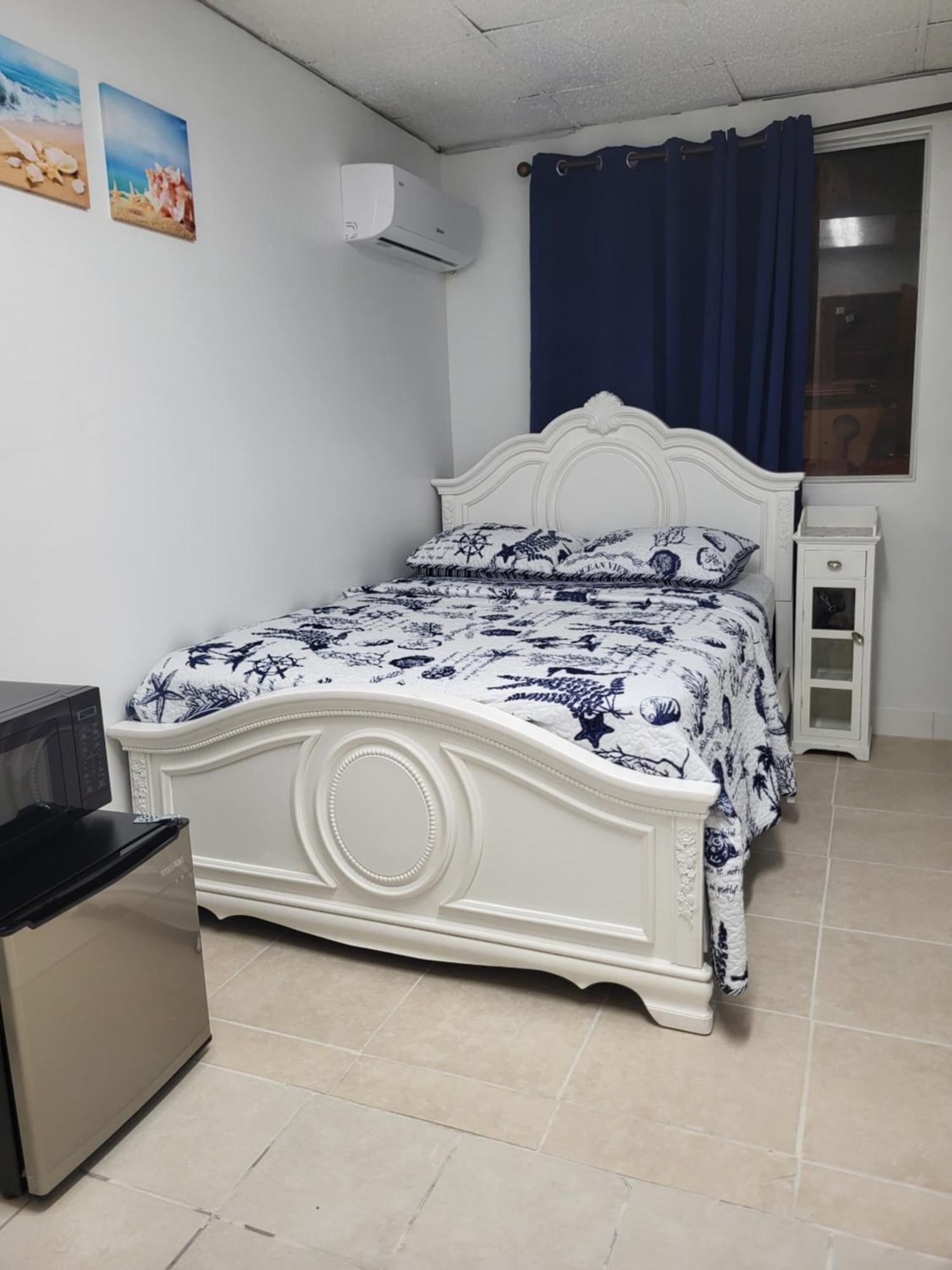Azucar Homestay Miami