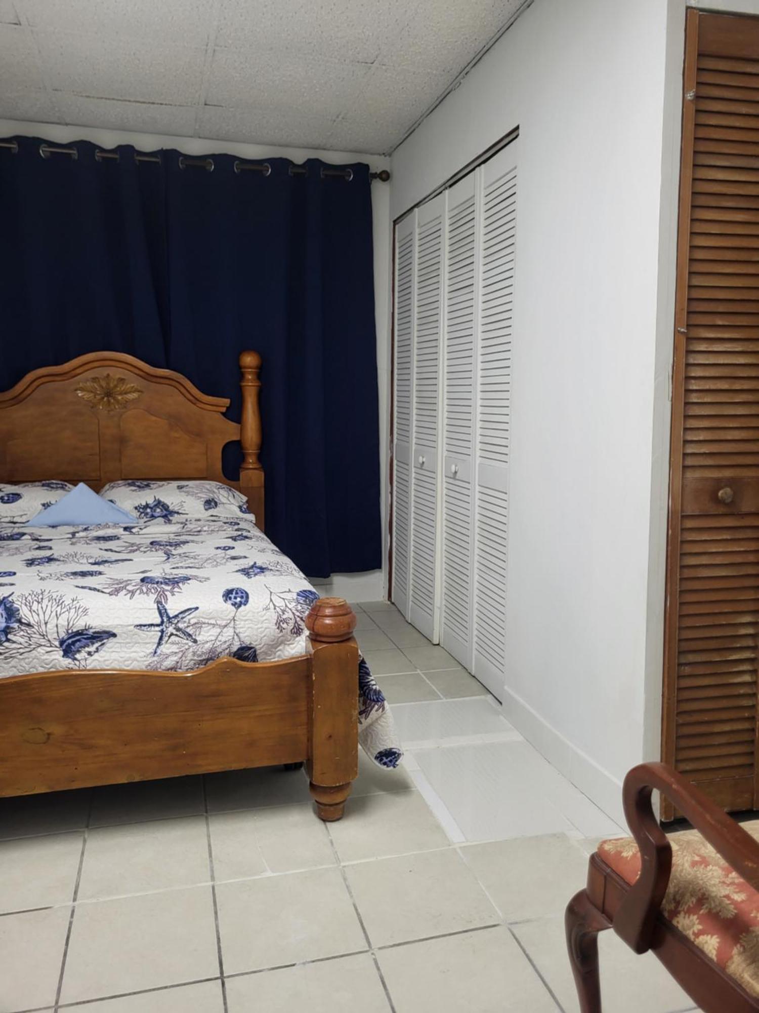 Azucar Homestay Miami